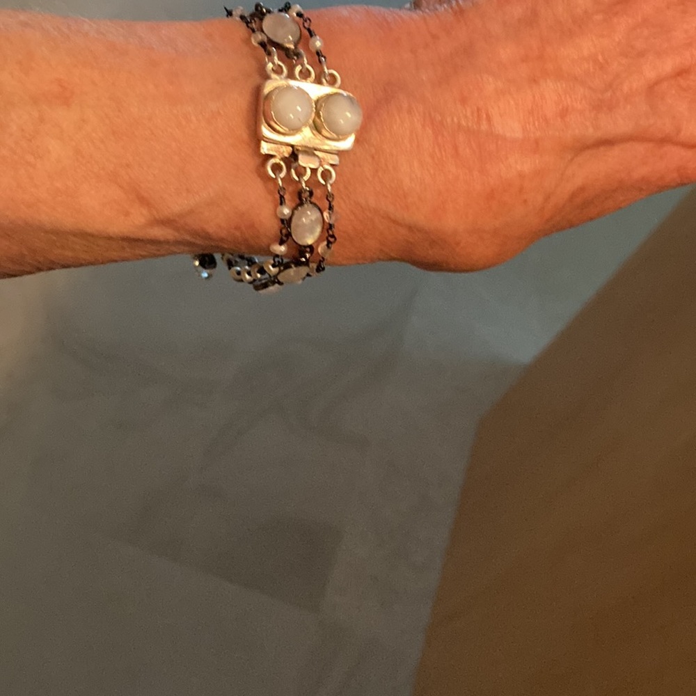 Silver bracelet with moonstones - Picture 3 of 7